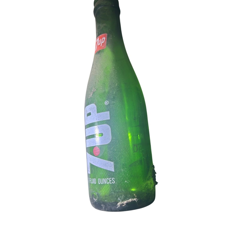 Vintage 7-Up 7oz Green Glass Soda Bottle 1960s Retro ACL Painted Label Single